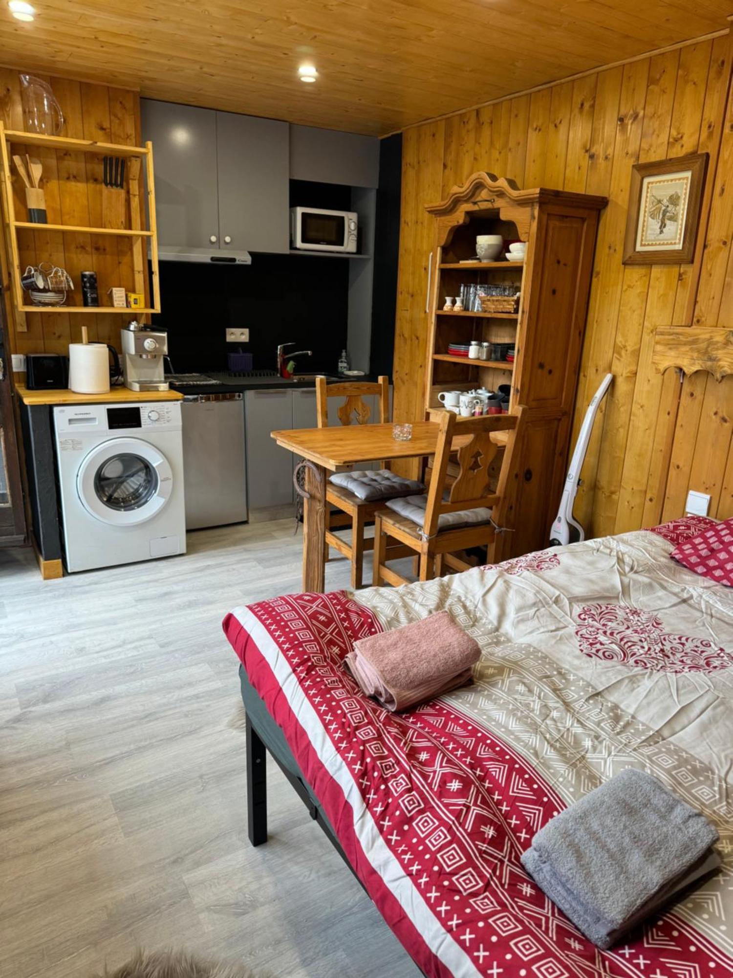 Ferienwohnung Apparemment Cosy Style Savoyard Bourg-Saint-Maurice Exterior foto